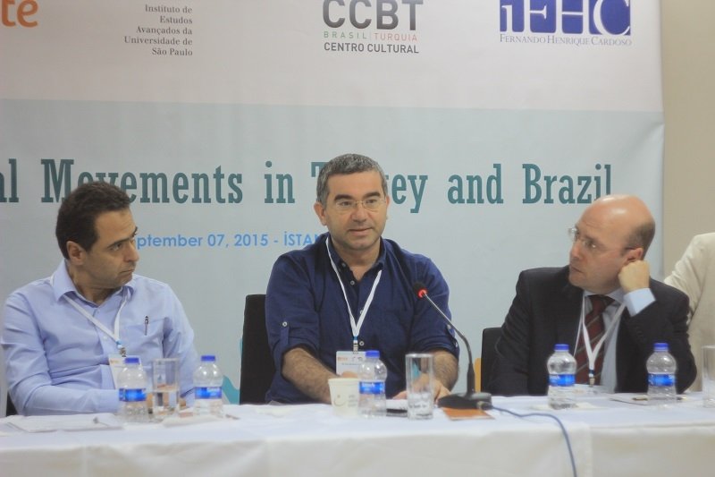 Os acadêmicos Sergio Fausto do iFHC, Martin Grossmann do IEA/USP e o jornalista Lourival Santana viajam à Turquia a convite do CCBT