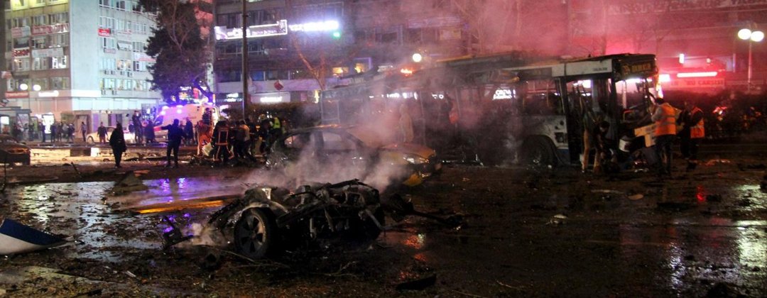 Condenamos os ataques terroristas cometidos na capital da Turquia, Ancara.