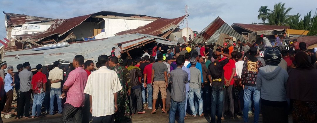 Nossas condolências pelos falecidos no terremoto na Indonésia